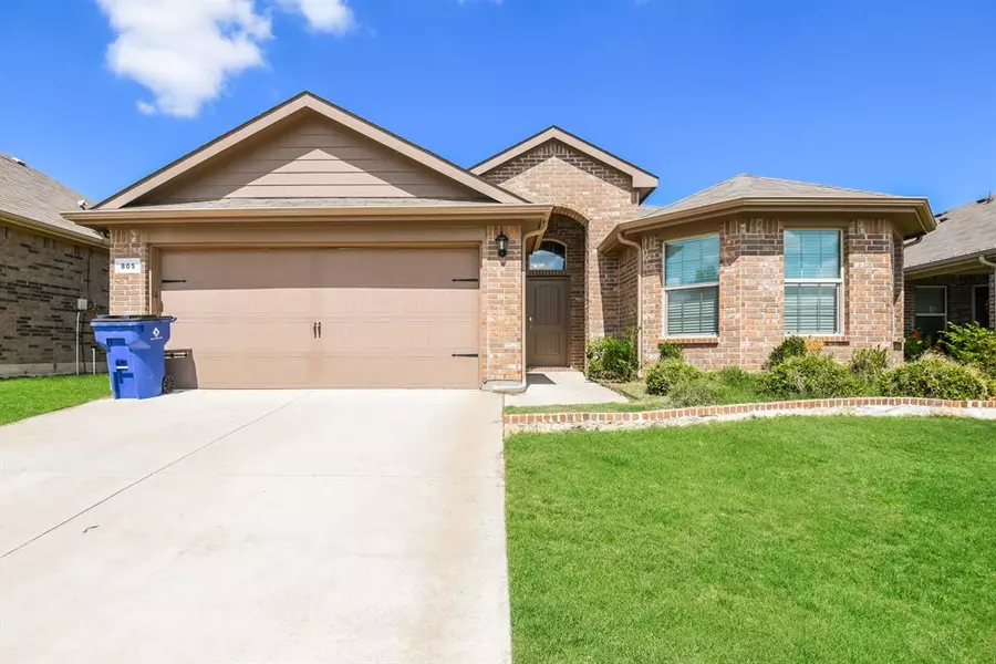 805 Hutchins Drive, Crowley, TX 76036