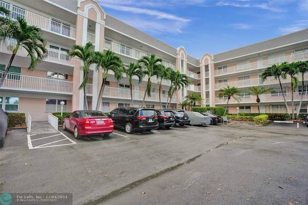 2580 NW 103rd Ave  #103, Sunrise, FL 33322