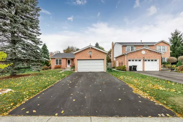 32 Laverock ST, New Tecumseth, ON L0G 1W0