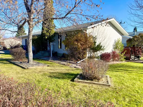 Rocky Mountain House, AB T4T1M7,5330 57 AVE