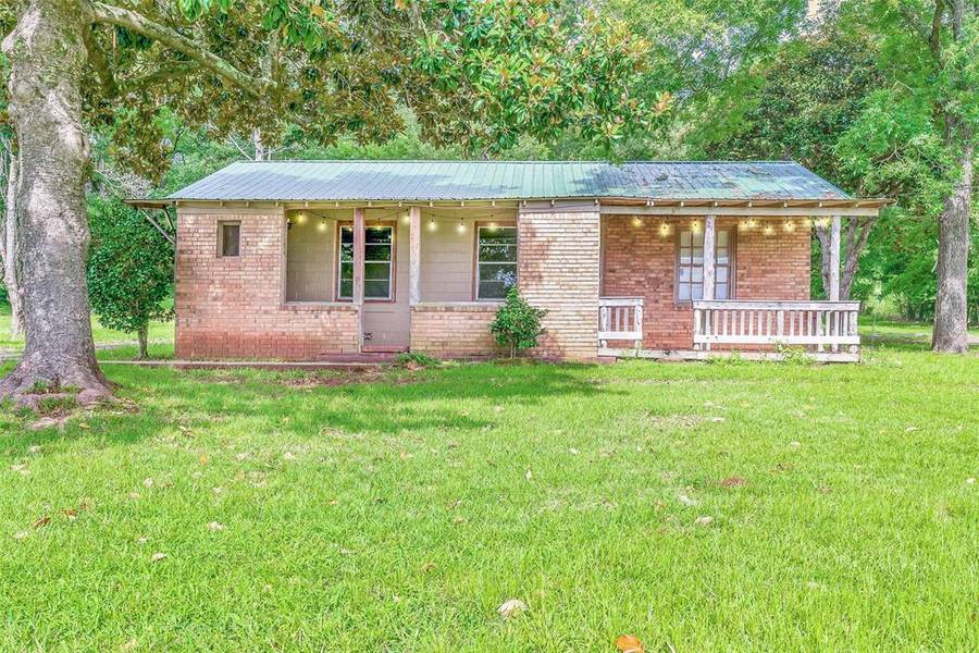 505 N Willis Street, Daingerfield, TX 75638