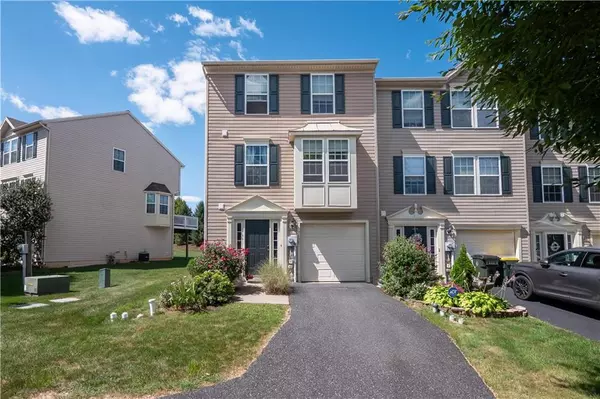 7835 Red Hawk Court, Upper Macungie Twp, PA 18031