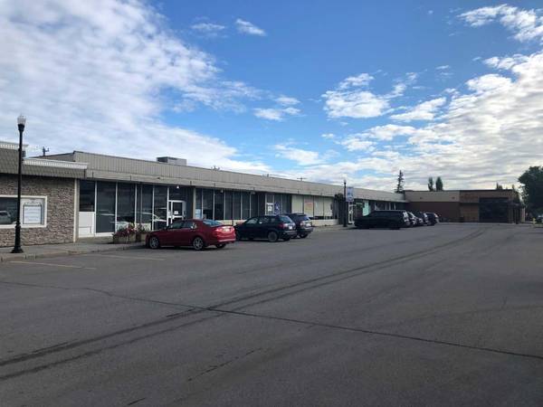 144-154 Athabasca AVE, Hinton, AB T7V2A5