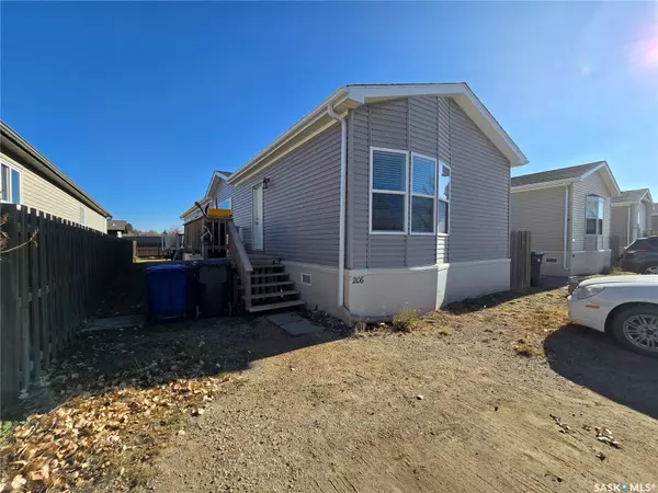 Weyburn, SK S4H 3P4,206 BROWNLEE STREET