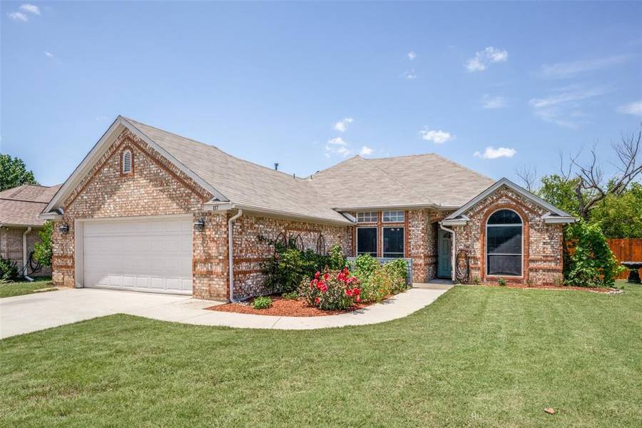 117 N Point Drive, Krum, TX 76249