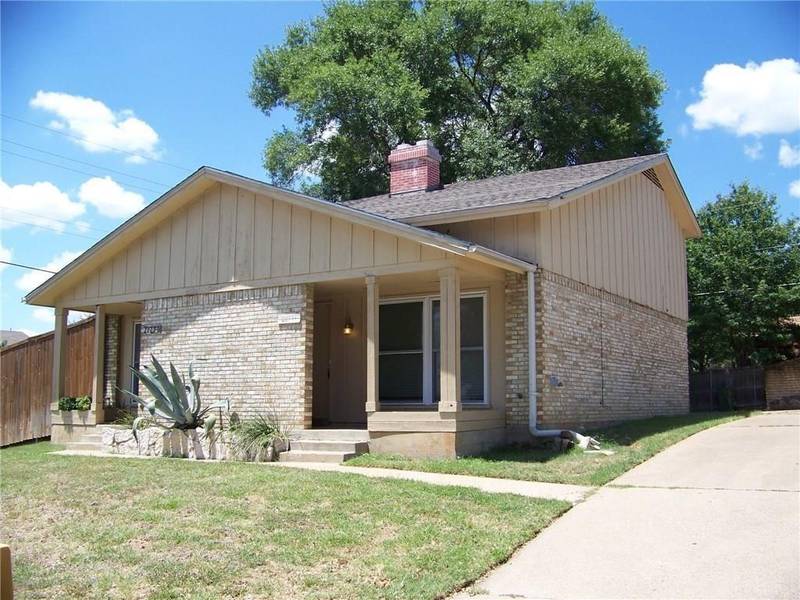 2223 Viewtop Lane #A, Arlington, TX 76012