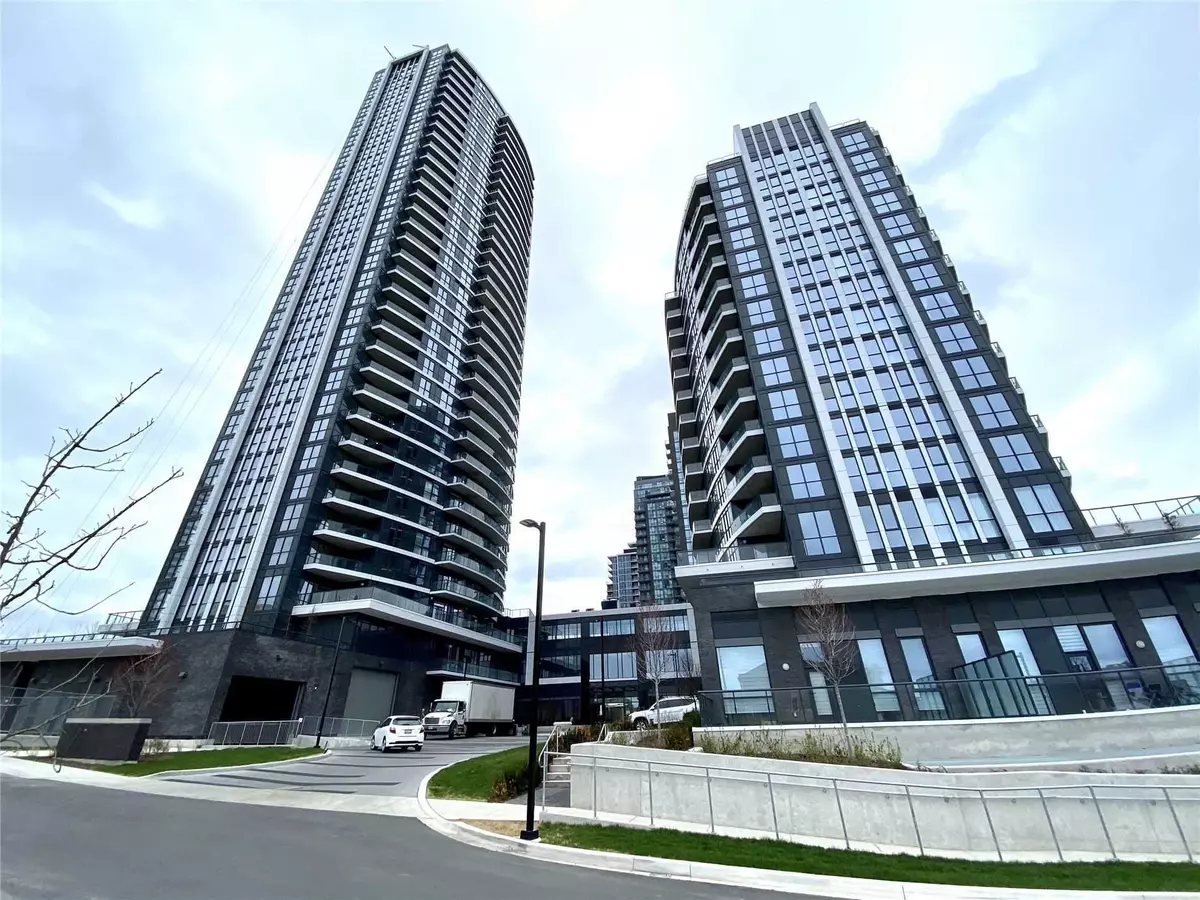 Mississauga, ON L5R 1B2,35 Watergarden DR #3218