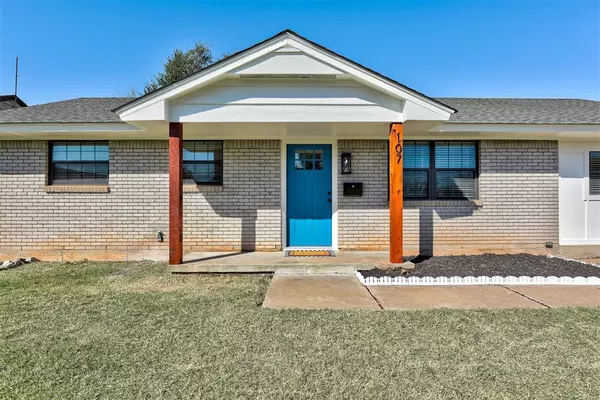 107 N Dillon Avenue, Moore, OK 73160