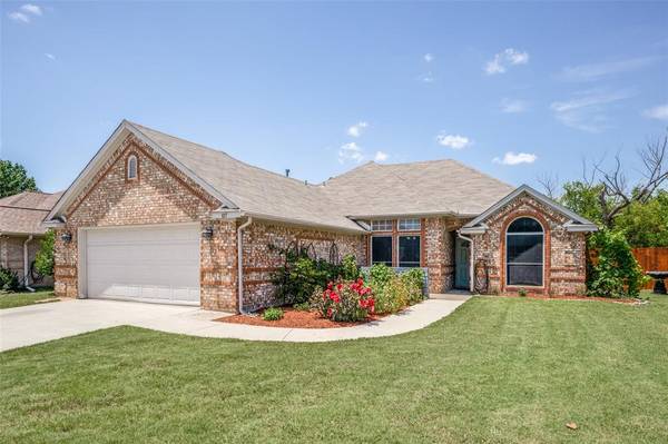 117 N Point Drive,  Krum,  TX 76249