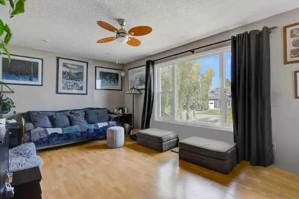 Valleyview, AB T0H3N0,4410 54 AVE