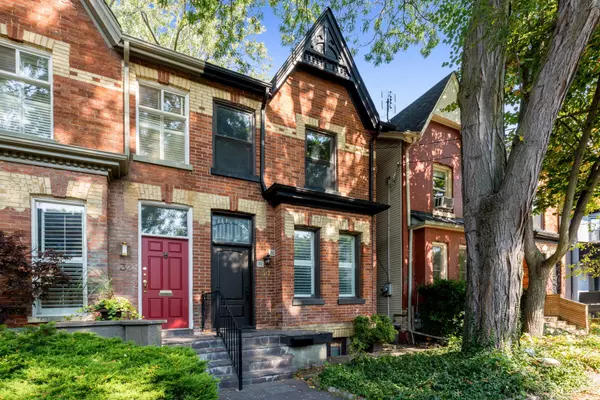 34 Salisbury AVE, Toronto C08, ON M4X 1C4