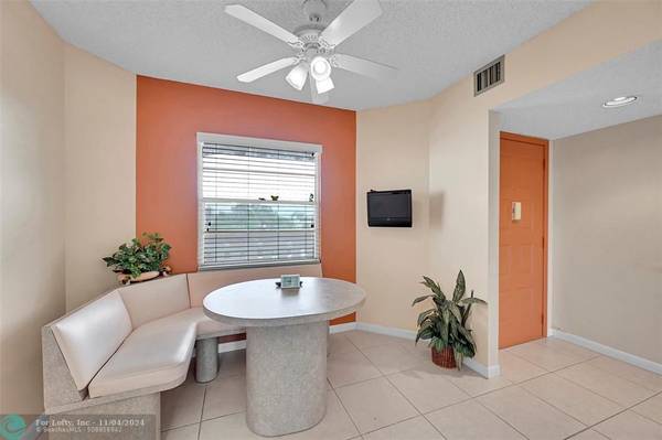 Coconut Creek, FL 33066,1801 Eleuthera Pt  #E4