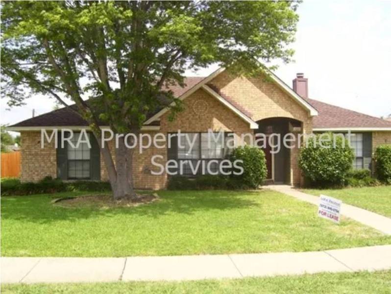 2322 Crestview Lane, Rowlett, TX 75088