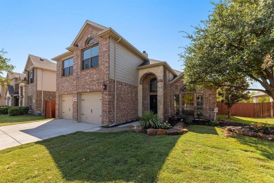 6161 Sunrise Lake Drive, Fort Worth, TX 76179