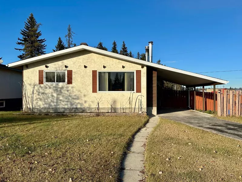 34 Windfall DR, Whitecourt, AB T7S 1G9