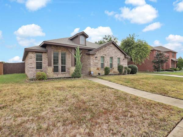 Glenn Heights, TX 75154,912 Mockingbird Lane