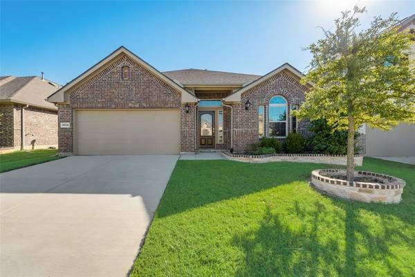 14736 Gilley Lane, Fort Worth, TX 76052