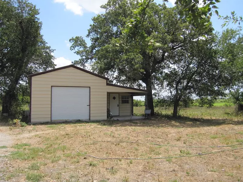 183 Ditto Road, Sunset, TX 76270