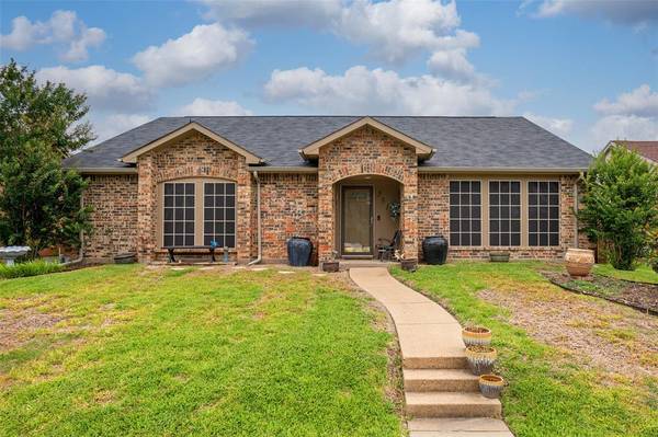 5813 Winell Drive, Garland, TX 75043