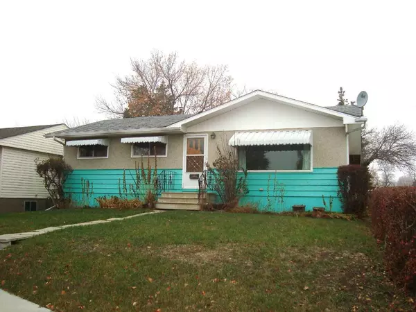 219 Poplar AVE, Trochu, AB T0M 2C0