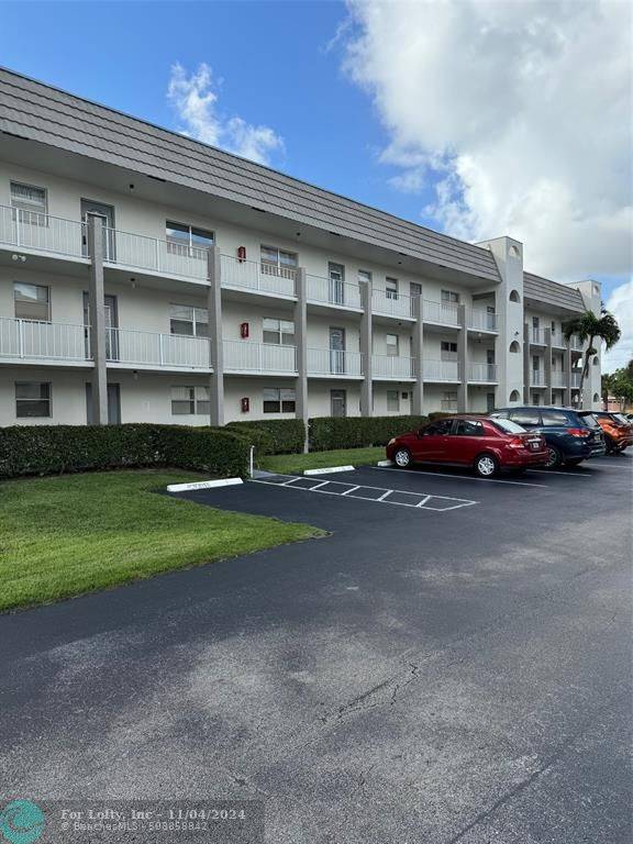 8280 Sunrise Lakes Blvd  #206, Sunrise, FL 33322