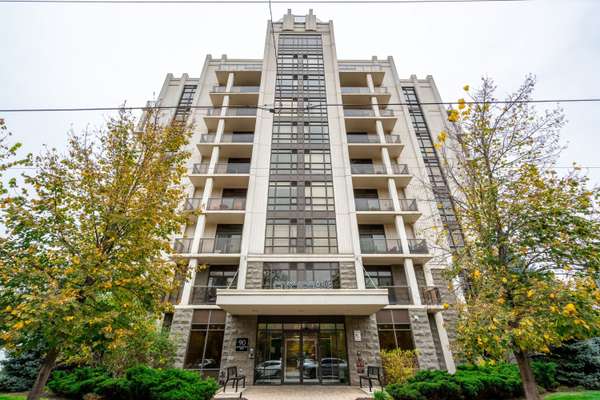 90 Charlton AVE W #806, Hamilton, ON L8P 0B4