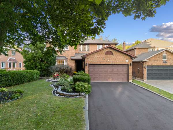 81 Carrington DR,  Richmond Hill,  ON L4C 7Y1