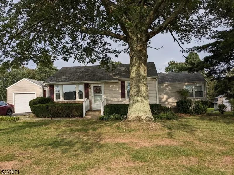 Readington Twp., NJ 08822,974 Rt. 523