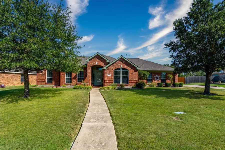 102 Cascade Valley Drive, Fate, TX 75087