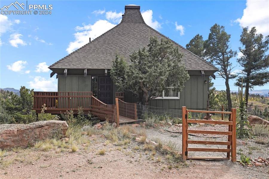 490 Elkhorn RD, Florissant, CO 80816