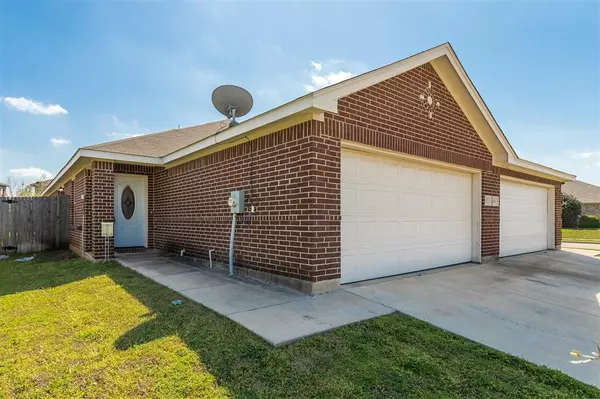 Crowley, TX 76036,456 Canvas Court