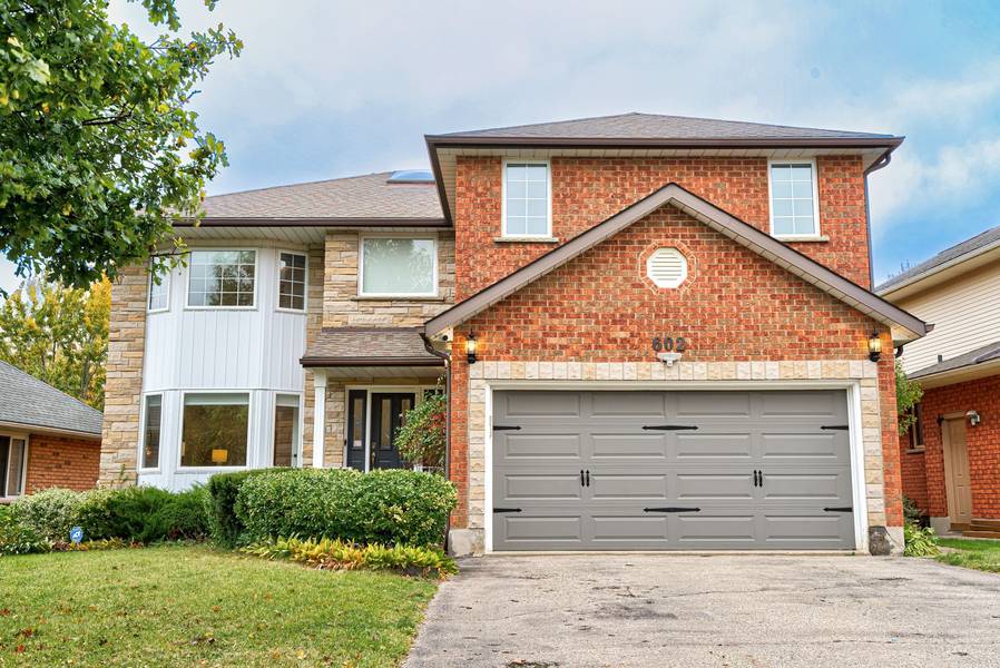 602 Beechwood DR, Waterloo, ON N2T 1Z4