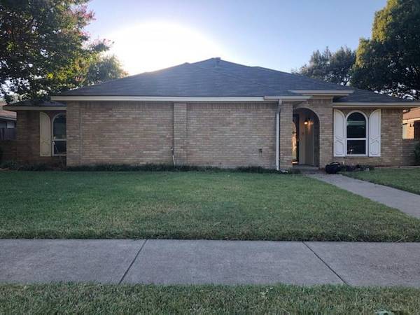 513 Brookfield, Garland, TX 75040