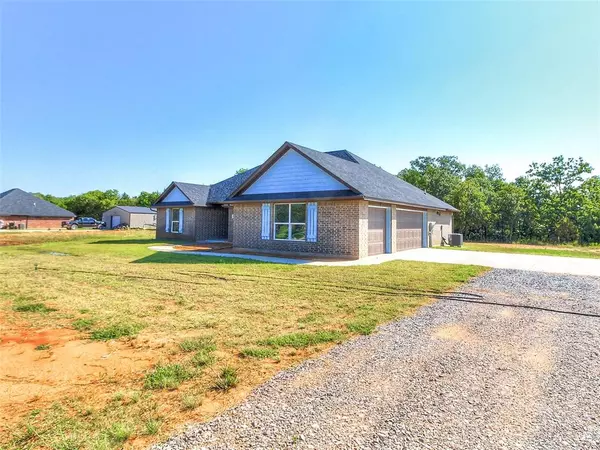 104864 S Pimlico Pass,  Mcloud,  OK 74851