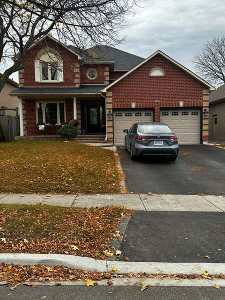 472 Binns AVE #Bsmt, Newmarket, ON L3X 1T8