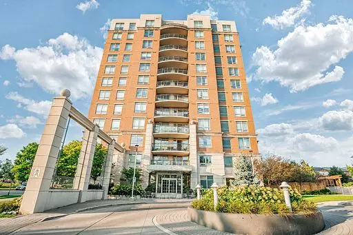 Oakville, ON L6H 0C7,2365 CENTRAL PARK DR #412