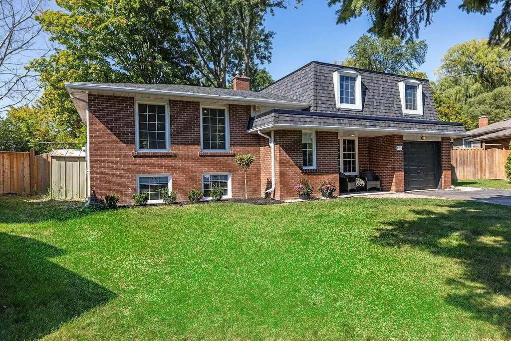 Oakville, ON L6J 3Z1,483 Caesar AVE