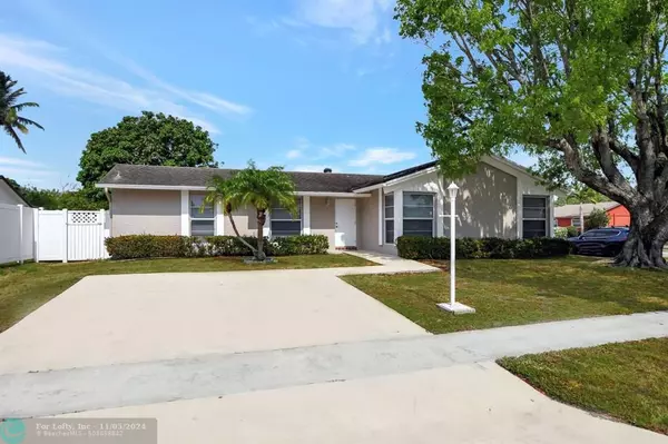 Boca Raton, FL 33428,10635 Shady Pond Ln