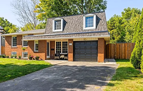 Oakville, ON L6J 3Z1,483 Caesar AVE