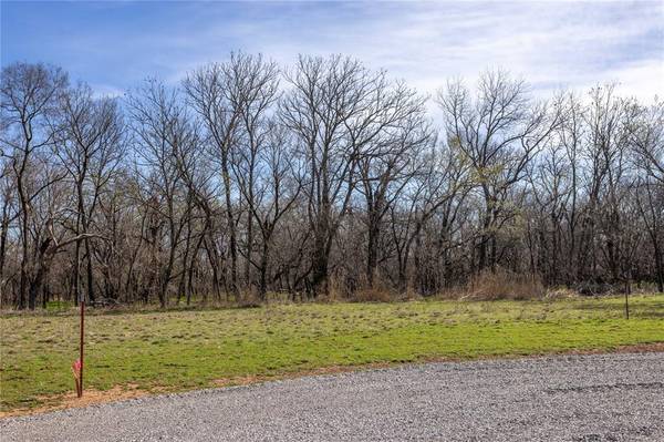 White Tail Road, Weatherford, OK 73096