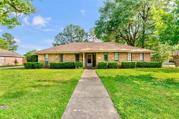 4020 Morningside Drive, Paris, TX 75462