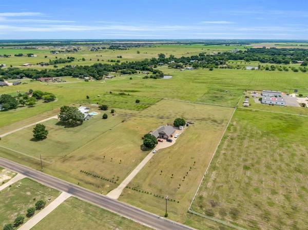 744 Broadhead Road, Waxahachie, TX 75165