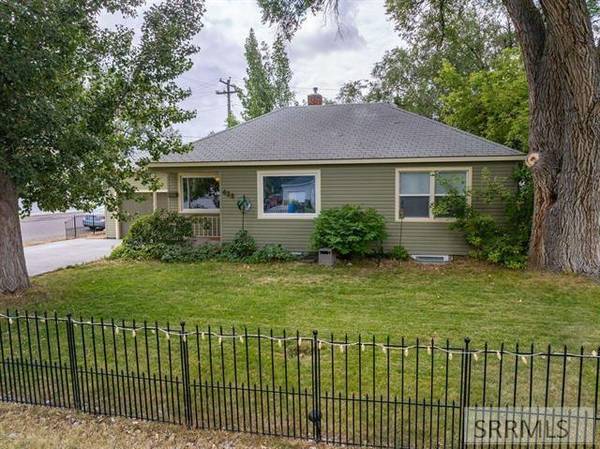 428 Dewey Street, Blackfoot, ID 83221