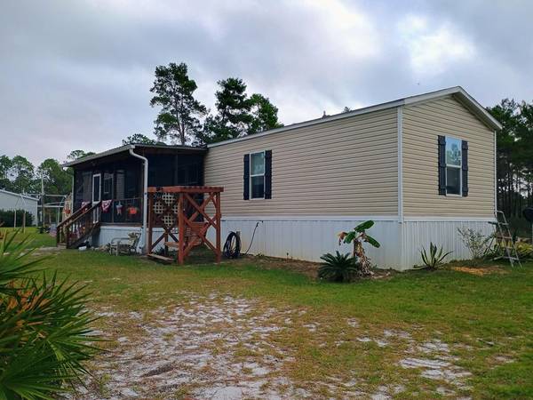 2088 Messer Rd, Carrabelle, FL 32322