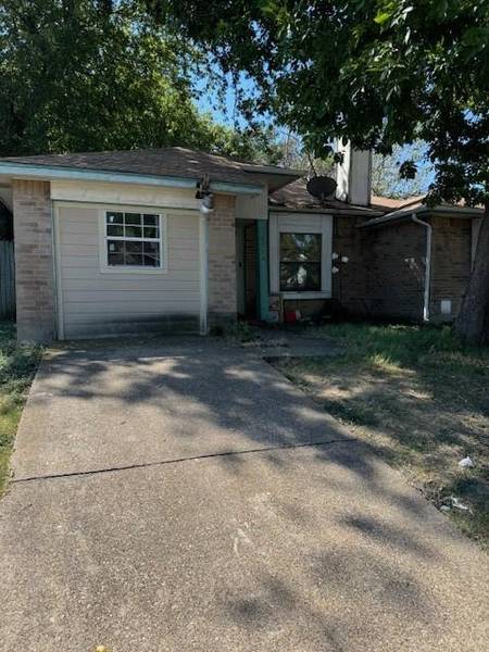 6720 Mattney Circle, Dallas, TX 75237