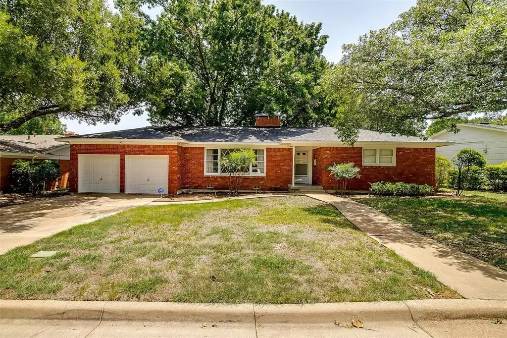 Fort Worth, TX 76109,4609 Inverness Avenue