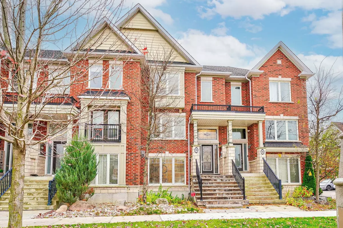 Whitchurch-stouffville, ON L4A 0T2,978 Millard ST