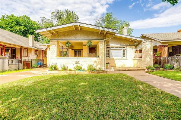 3012 S Jennings Avenue,  Fort Worth,  TX 76110