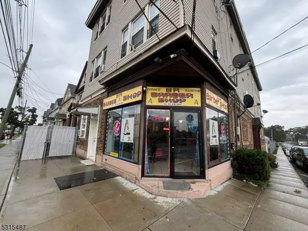 970 W Grand St, Elizabeth City, NJ 07202