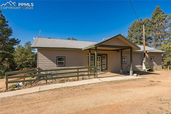 455 Golden Bell LN, Divide, CO 80814